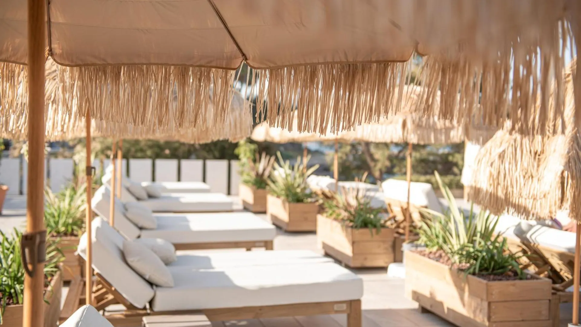 Hotel Atolon & Kaafu Beach Club Cala Bona  4*, Cala Bona (Mallorca)