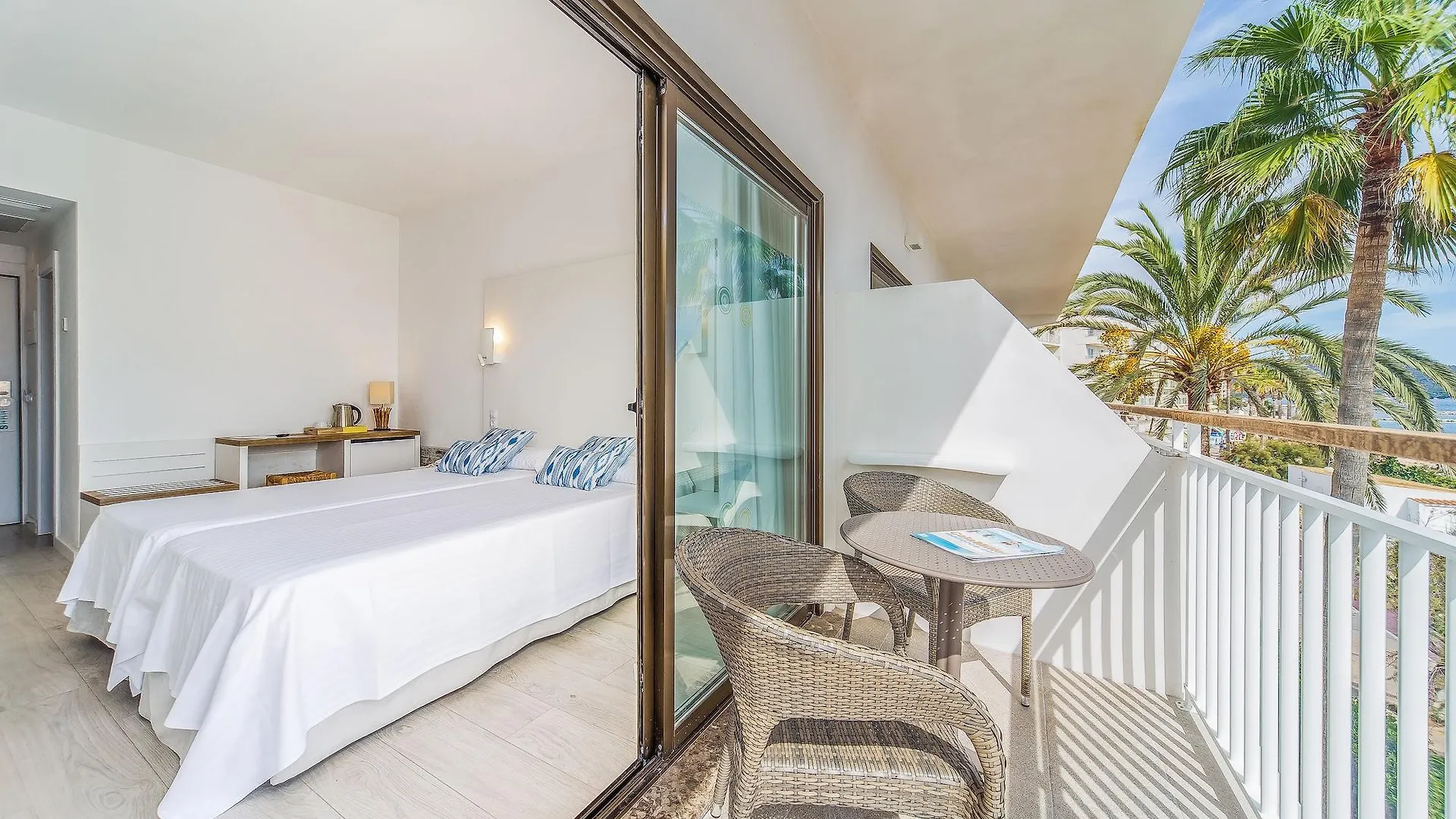 Hotel Atolon & Kaafu Beach Club Cala Bona